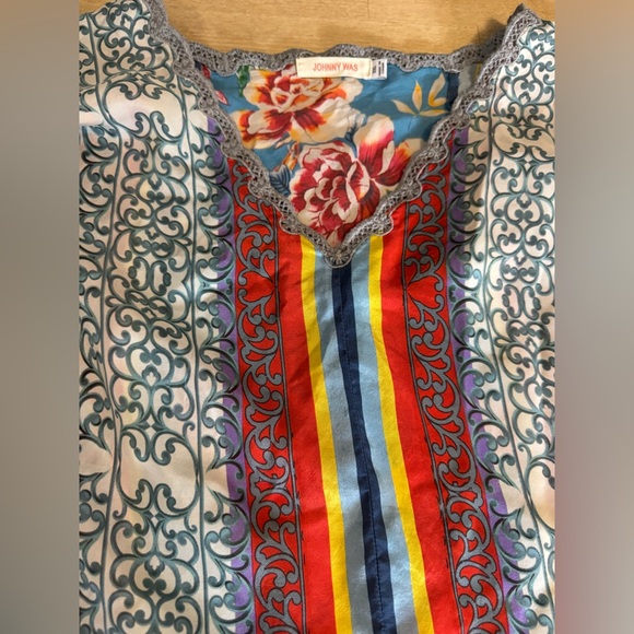 Johnny Was Dragon Printed silk top - Picture 8 of 11